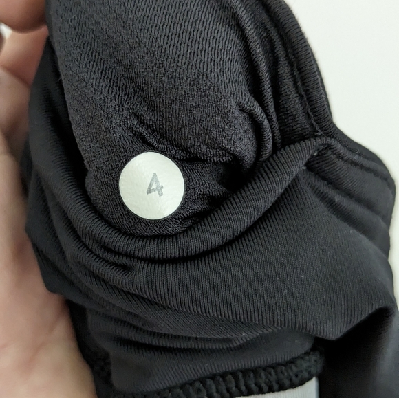 Lululemon Run Inspire Crop II Block it Pocket Leggings Black Grey Size 4 - Picture 6 of 13